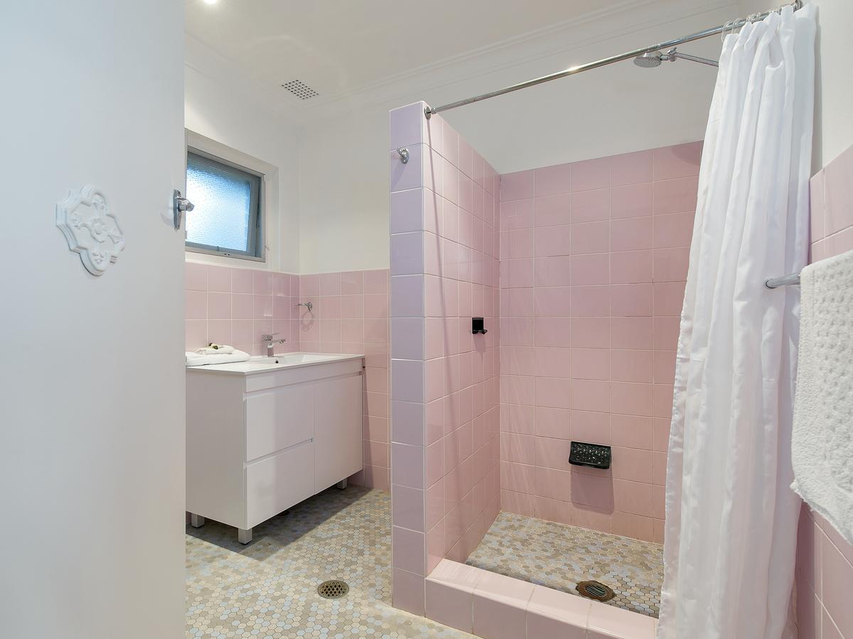 Dutchies Motel Nelson Bay & Dutchmans Beach Apartments ภายนอก รูปภาพ